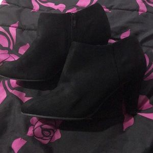 Black Heavenlysoles Booties